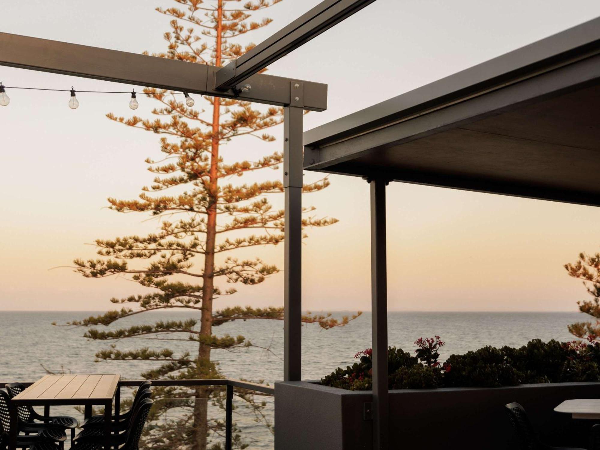 The Sebel Brisbane Margate Beach Exterior photo